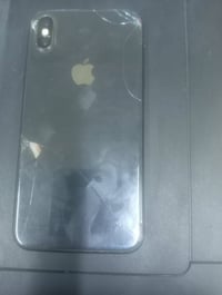 ايفون XS • شاشة بايظة • للبيع