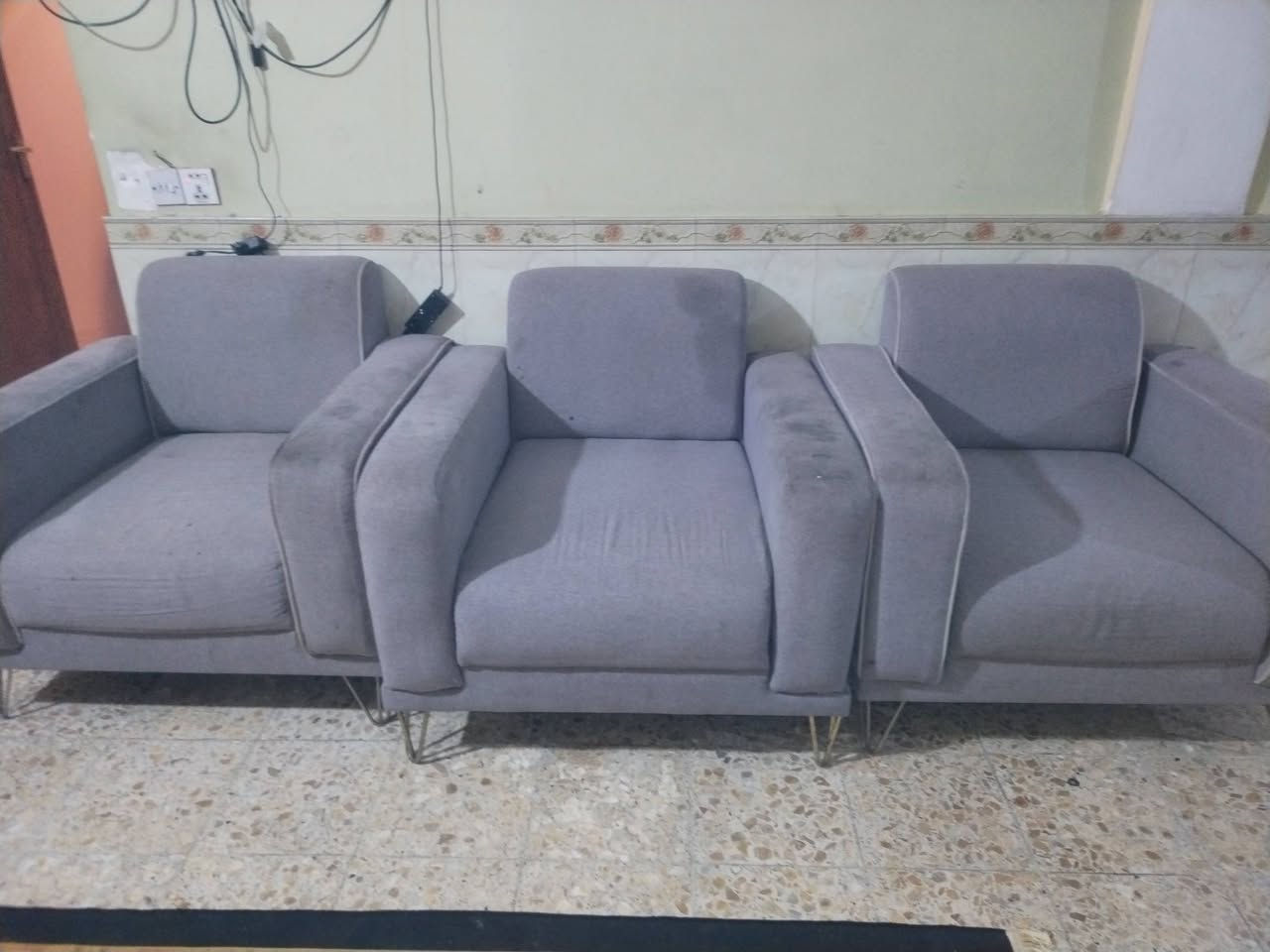 مجموعه غراض ست البيت ٢٥وكراسي وتخم 3 مقاعد ب١٠ج الكراسي حديد وجلد ب ٥٠ عدد ٣ كراسي كبار وكرسين مزدوج


**إذا كنت صاحب هذا الإعلان وتريد حذفه لأي سبب، رجاءا أرسل رسالة إلى الدعم الفني**