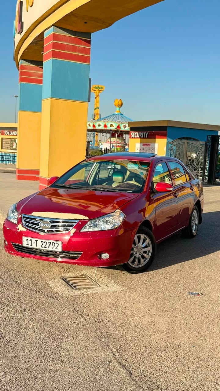 السلام عليكم حبايب 
BYD G3. 2016 بغداد مشروع وطنيه سنويه جديده هزه جديده السياره كير مكينه تبريد كهربائيات خير من الله صدر امامي خلفي تايرات جديده السياره مصروف عليهة ومتحتاج ربع دينار مصرف مكاني بغداد حي الجامعه للتواصل رقم فقط مكلف بلنشر ***********)
