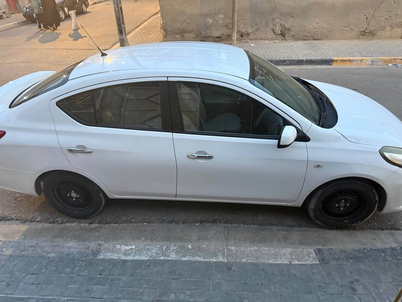 للبيع نيسان صني موديل 2021
السيارة بحالة زينة وجاهزة للاستخدام اليومي،
بيها باردات بجسم السيارة،
سحب جام لغ  الأيسر،
وصبغ بدوسة الراكب الخلفي اليمنة،
وبيها ملاحظات بسيطة جداً وما تأثر على الشغل.
***********
السعر 105 البصرة, العراق
