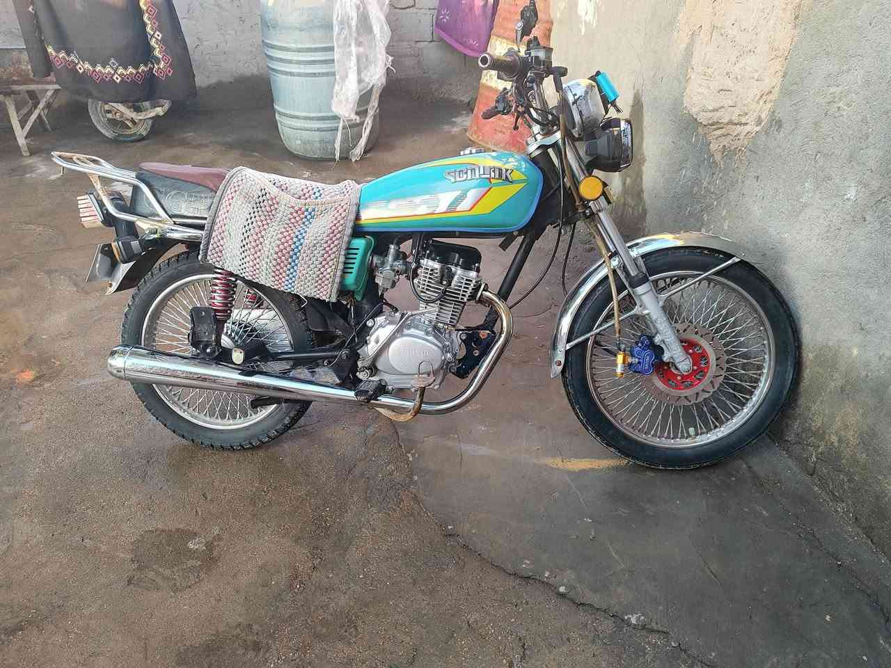 السلام وعليكم.  دراجه تايكر للبيع. مديل23. مكاني ابو غرق.   ب560 وبيه مجال حك الجيه. هاذه رقمي ***********
