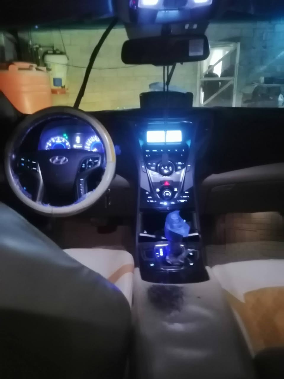 ازيرا ١٥ خليجي محرك 3000 ماشيه ١٣٠ رقم جديد أربيل باسمي تنتهي السنويه  2030 محرك وكير وتبريد كفاله بدي بي مكانات بارد قليله كم شخط وحالوب قليل مامبين عالقماره مكاني بصره ابي الخصيب محيله *********** السعر ١٢٥
