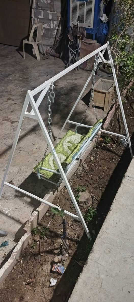 مرجوحه اطفال للبيع سعر الخاص او واتساب ***********
