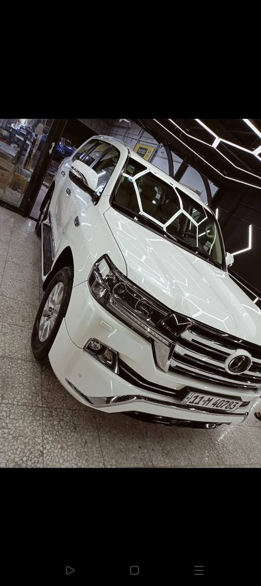 سلام عليكم
لاندكروز 2018 بغداد 
ساز باب أول وايت اديشن اصلي 
مكفوله كفاله عامه 
ماشيه 107حقيقي 
السياره جديده 
للستفسار ***********
غير متواجد على الفيس
