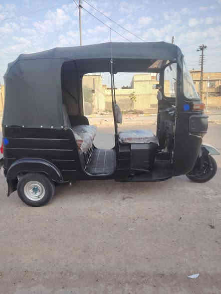 السلام عليكم تكاتك 2019شهر11 لوحه وسنويه ديالى تحويل ثاني يؤم تكتك كامله مكمله كبل للشارع)(تخم تاير جديد+جادر جديد+ دوشمه جديده +ليات زنون ماصدات جدد مسجال +دمام كهربائية كله شغاله ملاحضه تكتك معمره عام سعر6 وبيه مجال كلش قليل رقم *********** عنواني بغداد حسنينه الراشدية
