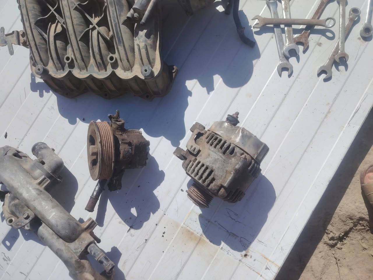 غراض سوناته مقدس حط سعر ع الشغله الي تريده واني اجاوبك كلهن  شغالات *********** مكاني الحله الورديه
