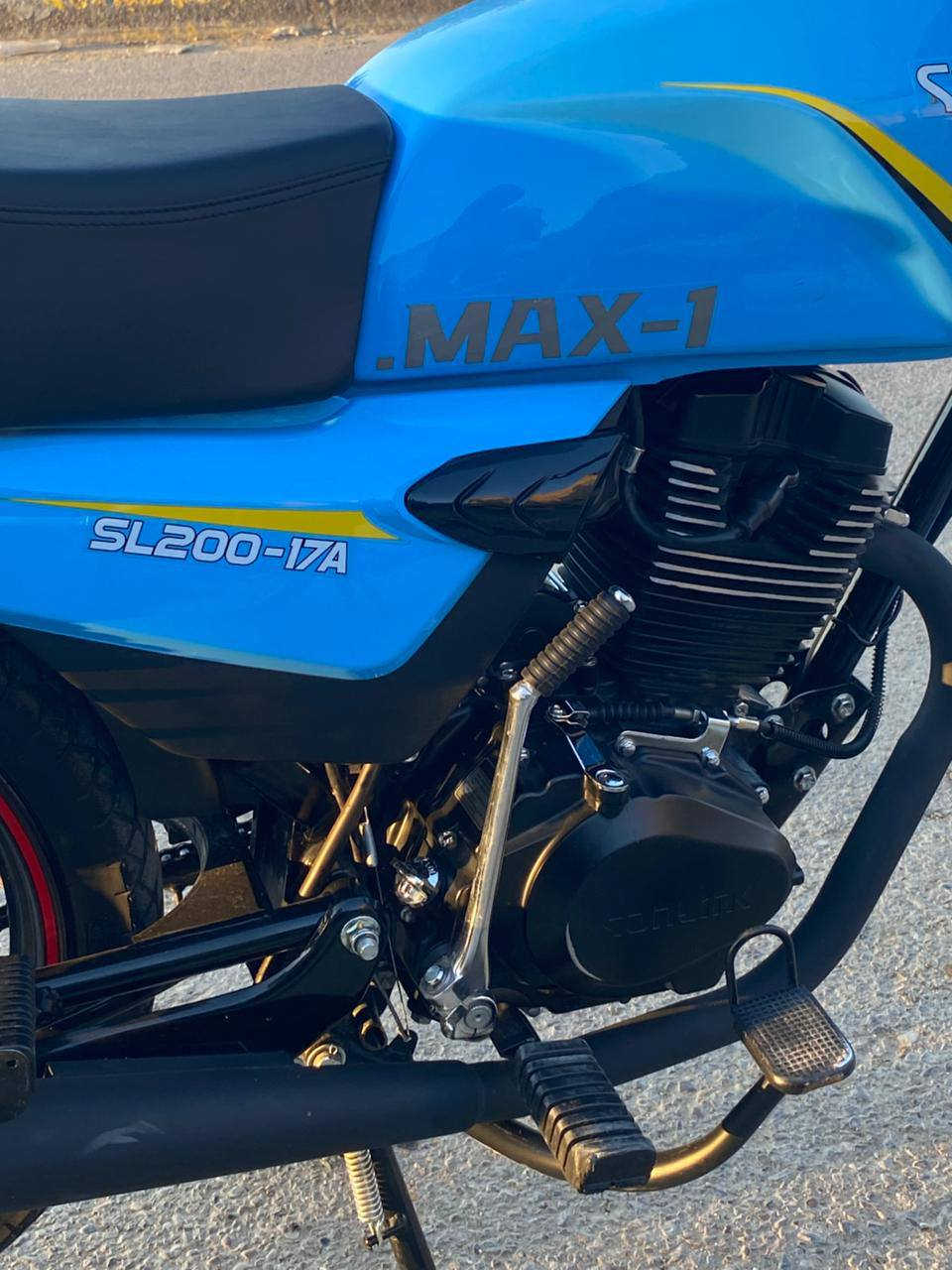 سلام عليكم 
ماكس.1 200cc 
زيرو مديل 25 بيدي من لمعرض 
اوراق سكنر وضع شركه دهن شركه بيهة 
للبيع  السعر 925 
مكاني بغداد 
***********
