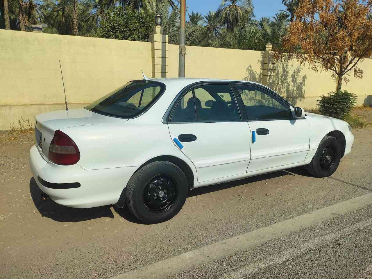 السلام عليكم سوناتة موديل 2000 كير عادي محرك 2000 رقم ديالى  تبريد و تدفئة صدر جديد دبلات خلفي جديد سنوية سنة 2027 سيارة بأسمي شرط التحويل دبلات خلفي جديد محرك صافي جويتر اي سي كلة جديد ونوزلات تخم جديد  لاخربطة ولاشي تخم تايرات جديد ويل المرغوب كهربائيات كلهة شغالة باقي تفاصيل صور او الاتصال ***********
السعر 40 بيه مجال 
عنوان ديالى قضاء خانقين
