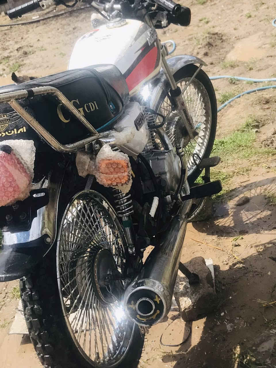 السلام عليكم:
(للبيع)نامه برو موديل2وزن ثقيل

السعر375


**إذا كنت صاحب هذا الإعلان وتريد حذفه لأي سبب، رجاءا أرسل رسالة إلى الدعم الفني**