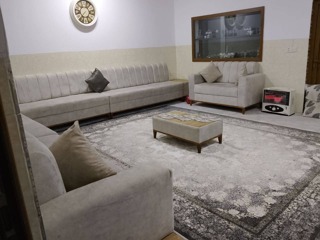 قەنەفەی ١٣ نەفەری 
لە سلێمانی بۆ فرۆشتن

420 *  430

Viber & Sim
0772 157 9200

نرخ  
٤٥٠ هەزار  و معامەلە

ناونیشآن 
سلێمانی / کانی کوردە . /نزیک مزگەوتی رەحمان

تکایە پەوەیدنی بەو ژمارەیەوە بکەن السليمانية, العراق
