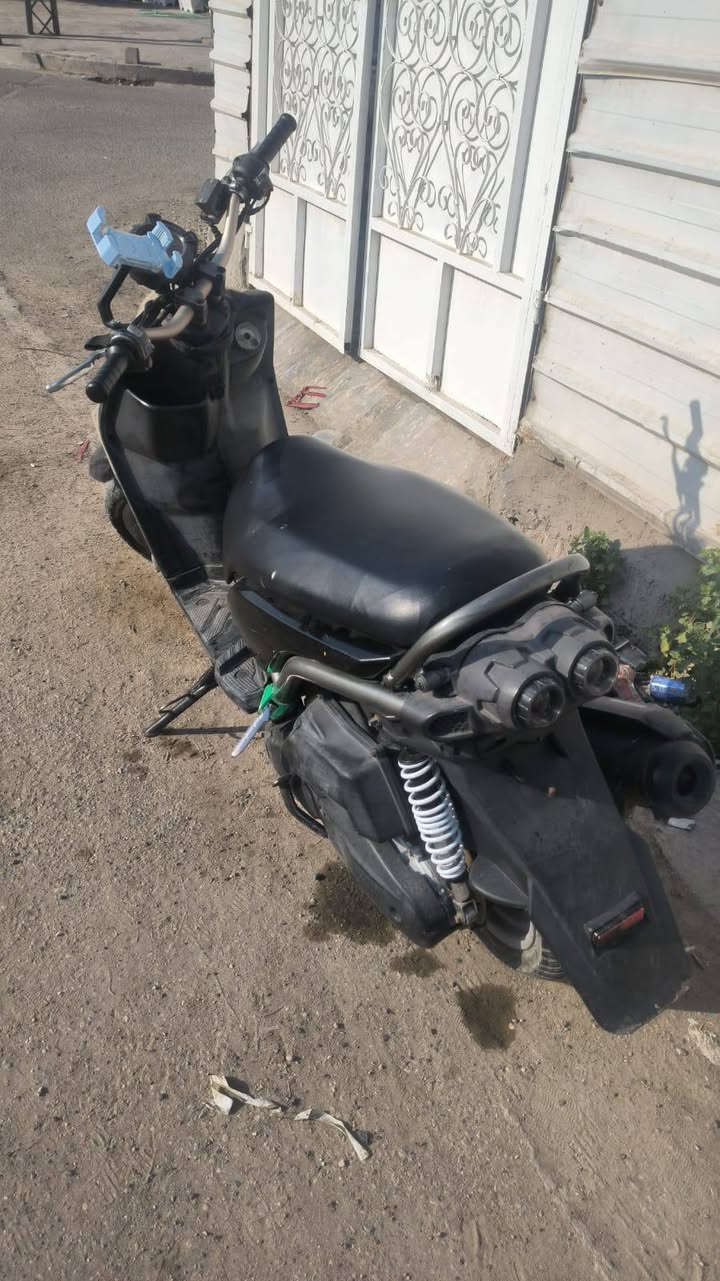 السلام عليكم دراجة سكنس جبلي كفاله عامه المكينه بلادي نكره سلف بيهة سستم  الدراجه مكفوله من كلشي السعر 1200.. مليون وميتين. وبيهة مجال المكان بغداد التراث. للتواصل ***********بي واتساب
