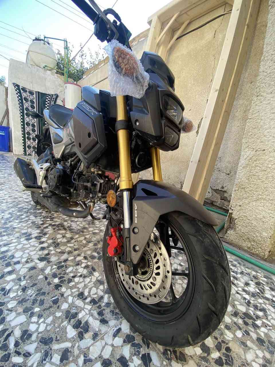 سلام عليكم دراجه (للبيع)  لميعرفهه ليكسر بيهه الاستفسار ((***********))
