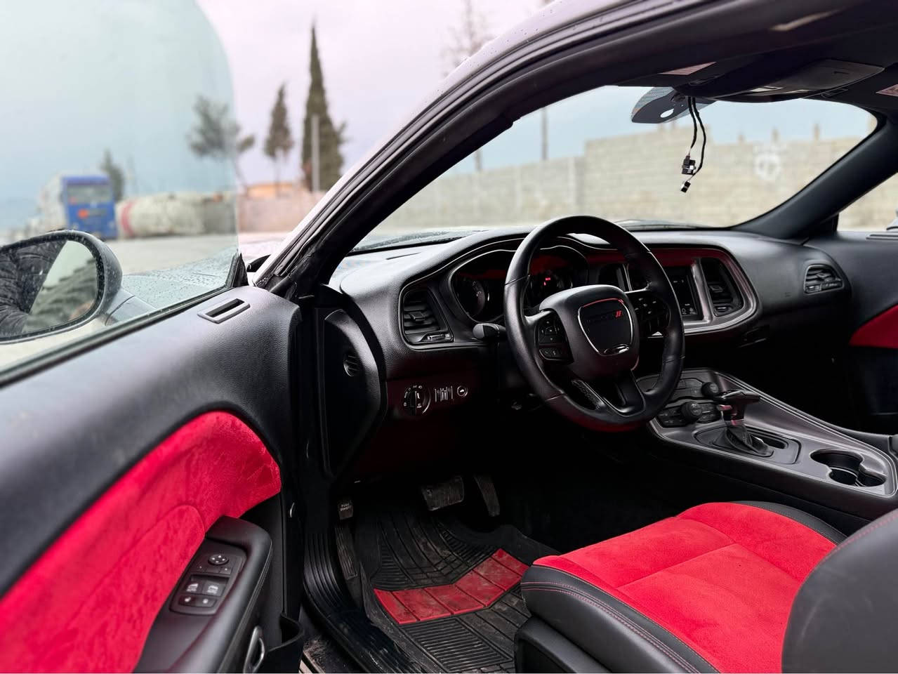 بسم الله الرحمن الرحيم

🔥 تاقانە لە هەموو عێراق 🔥

Dodge Challenger 2023

⚡ 3.6L V6 + RIPP Supercharger

🐎 430 HP

✅ شەش بستون + سوپەرچارج
💎 لە ئەمریکا نزیکەی 80 وەرقە خەرجی لەسەری کراوە
✅ تەنها 2 پارچە بۆیاخ
✅ ناوی نەگرتووە
📄 ژمارەی کاتی بۆ ماوەی 3 مانگ لەگەڵە

💰 نرخ: 205 وەرقە (مجال)
📞 بۆ زانیاری زیاتر

***********
*********** 

عربي 
بسم الله الرحمن الرحيم

🔥 الأولى على مستوى العراق 🔥

Dodge Challenger 2023

⚡ 3.6L V6 + RIPP Supercharger

🐎 430 HP

✅ محرك 6 سلندر مع سوبر جارج 
💎 تم صرف ما يقارب 8ألف دولار عليها في أمريكا
✅ فقط قطعتا صبغ
✅ بدون اسم (غير مسجلة)
📄 رقم مؤقت لمدة 3 أشهر.  شمالي ( سلماني - اربيل- دهوك- حلبجه) تكليف ١٥ ورقة 

💰 السعر: 205 ورقة (قابل للتفاوض)
� للاستفسار والتواصل:

***********
*********** السليمانية, العراق
