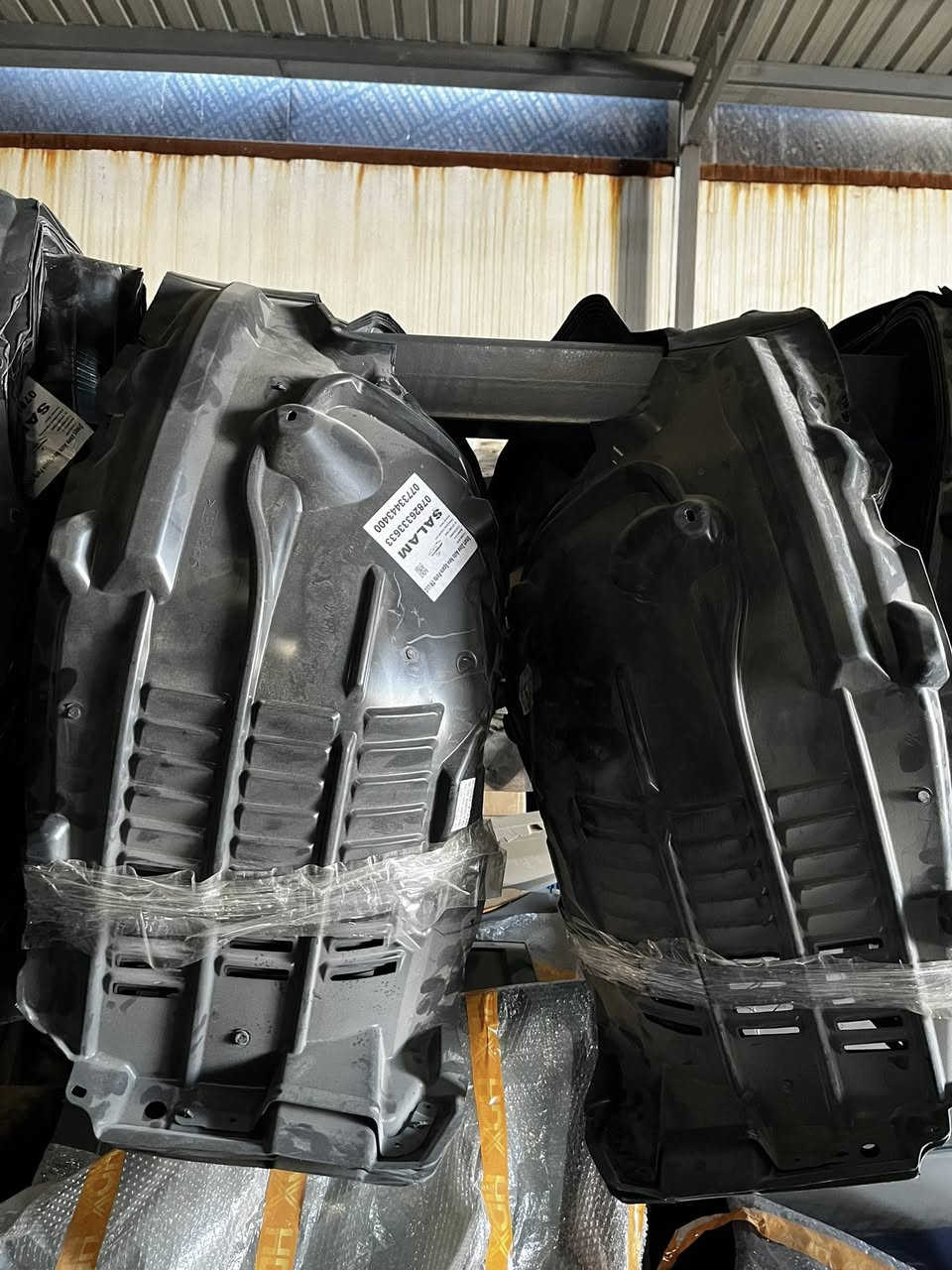 السلام عليكم ورحمة الله وبركاته 
بطائن تويوتا هايلندر 
من 2008 
الى 2023 
بلادي اصلي وكاله وجديد 
المركز الياباني والامريكي
***********
***********
