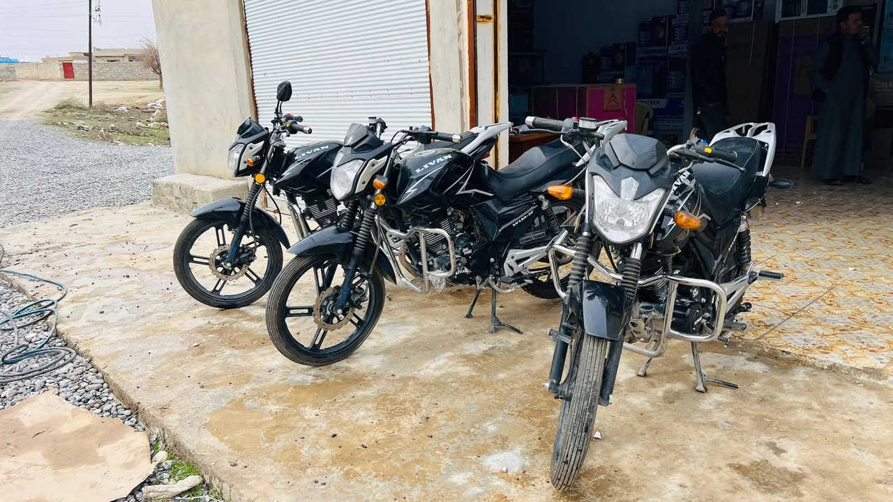 السلام عليكم
موطورات نوع (ليڤان)
موديل 2020
جديد غير مستخدم ؟!!
فقط مخزون 
وبي بعض الملاحضات
سوء  تخزين فقط
كلشي شغال
بس الباتري كاعد
وتجي وتشوف بعينك
الموقع جنوب الموصل قريه طويبه
اتصل ***********
