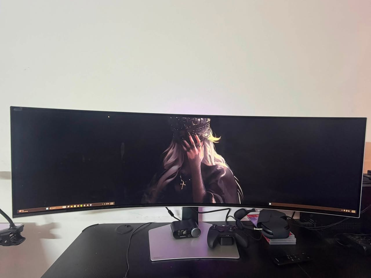 Samsung odyssey OLED G9
سلام عليكم شاشة سامسونج الغنية عن التعريف OLED panel 

Screen Size: 49 inchesPanel
 Technology: QD-OLED
Resolution: Dual QHD (5120 × 1440)
Curvature: 1800R
Aspect Ratio: 32:9
Refresh Rate: Up to 240Hz
Response Time: 0.03ms
 
الضمان الشاشه باقيله سنتين 
السعر 1200 
او قابل للمراوسه مع شاشه OLED 27inch 
مكاني بغداد لا يوجد توصيل
سبب البيع تغيير setup
***********
