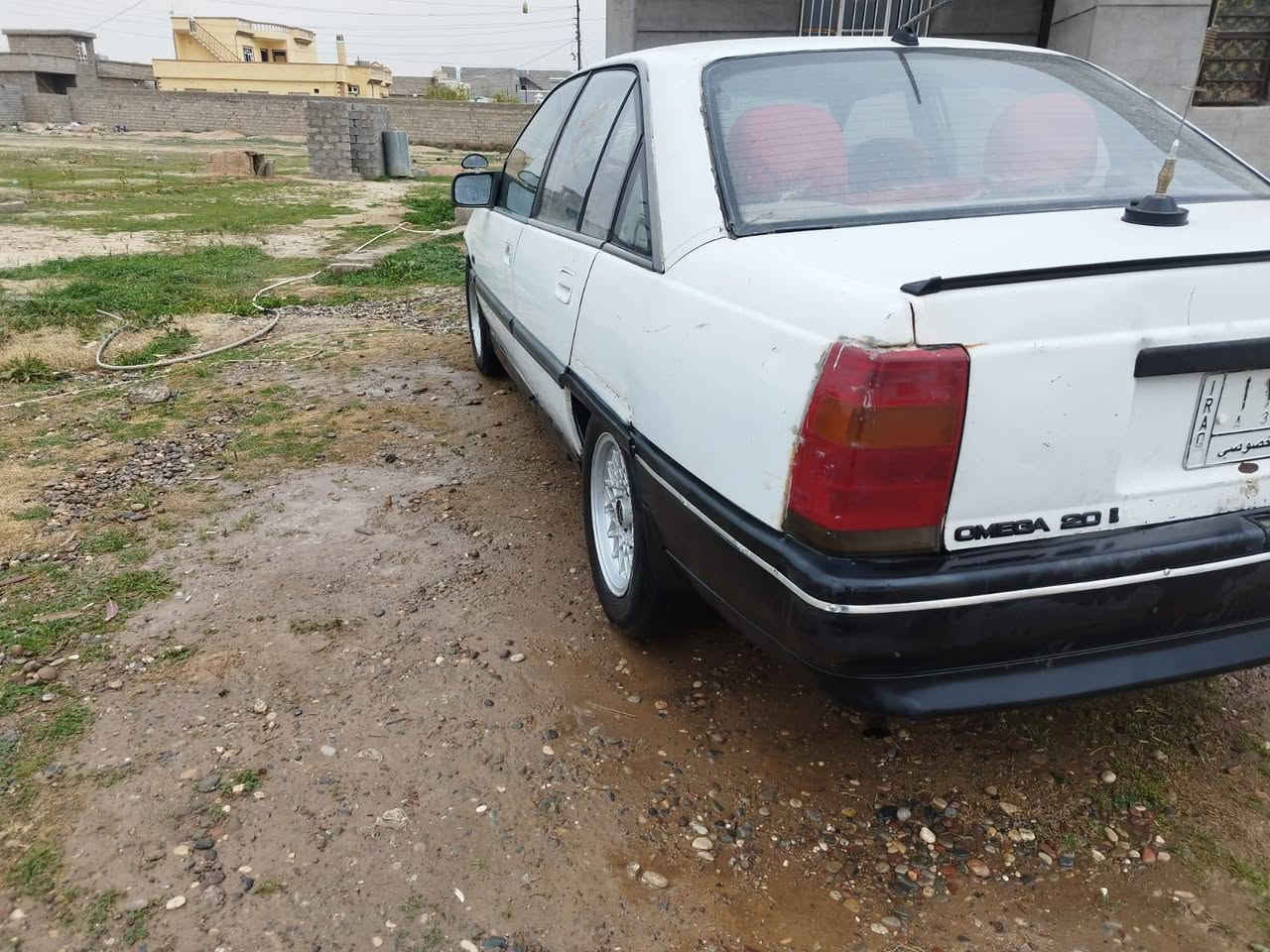 السلام عليكم اوميكا موديل 87 كير ومحرك شرط صدر جديد طخم تاير جديد كهربائيات كله شغاله شرط التحويل   رقم كركوك ألماني كير اوتماتيك السعر 20 وبيه مجال
***********
