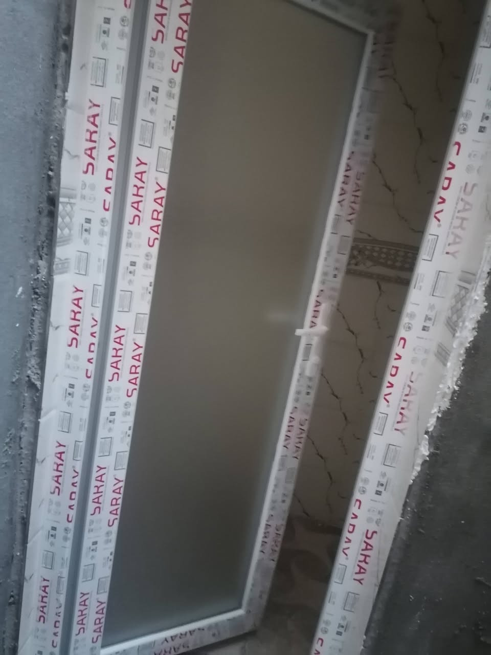 معمل ئالان لصنع الابواب والشبابيك Pvc والالمنيوم سلايت... قرب جامع خورز.. ***********

