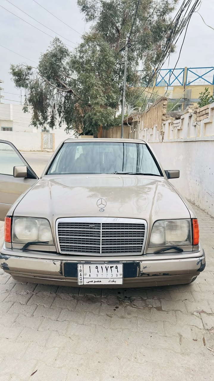 للبيع مارسدس دب موديل ٩١ بدون حادث صبغ جماليه فقط مكينه وكير بلاد عنكبوت 3000 تبريد شغال سلايت شغال  سنتر لوك شغال كهربايات كلشي شغال حداديه امامي خلفي تخم تاير قواعد دبل بلاديه شواصي بلاديه مداور ثاني يوم السعر 65استفسار مراسله واتساب ***********
