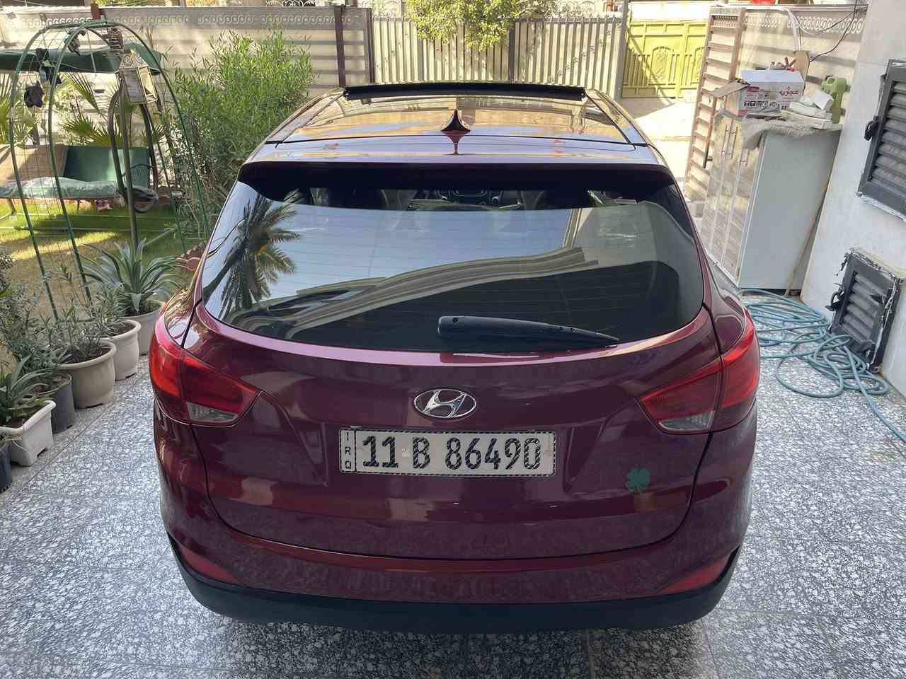 توسان 2010صبغ احزام لجماليه اثر جراد وحادث باب وجاملغ خلفي  السياره نضيفه كلش وما بيه اي نقص كامله مكمله يعني صدر تخم  تاير  السياره فول مواصفات بنرامه كشن كهرباء  ويلكب كروم تحكمات استيرن شاشه   زنون وبعد بيه مواصفات اشاير بل مري السعر 105 وبيه مجال مكاني شهداء السيديه الستفسار ***********  لغد صاصي  كفاله   يعني البجم كبس  محرك دوش 2000
