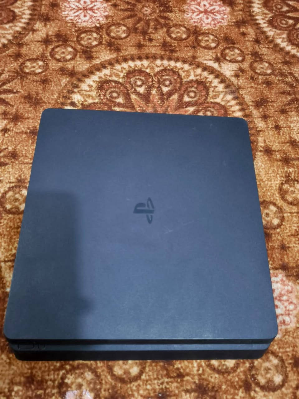 سلام عليكم حاسبه وبلي4سلم ذاكره 500نضيف بل7العاب ***********متواجد واتساب
