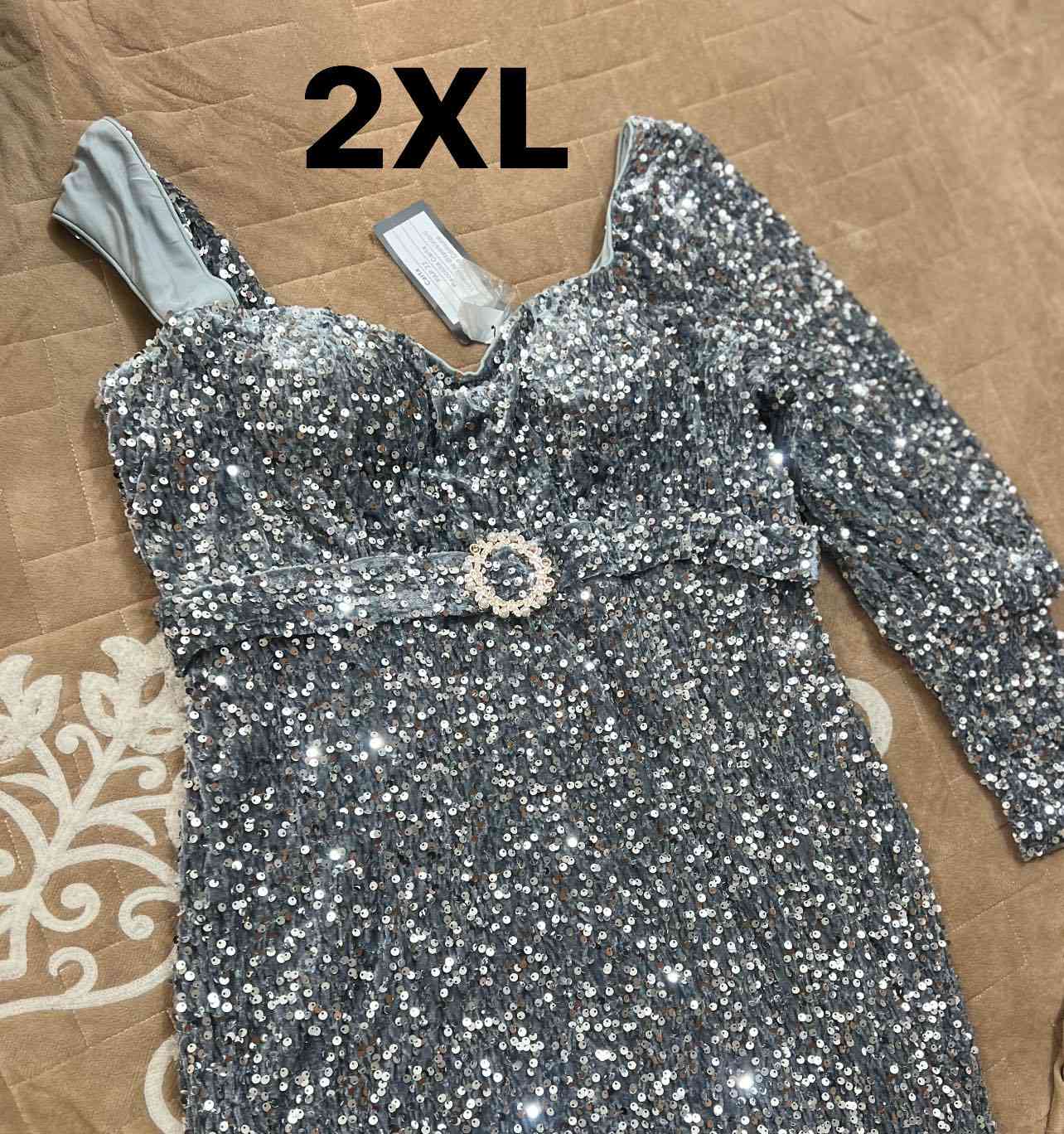 فساتين شي ان جديد غير مستخدم قياسات علصور


**إذا كنت صاحب هذا الإعلان وتريد حذفه لأي سبب، رجاءا أرسل رسالة إلى الدعم الفني**