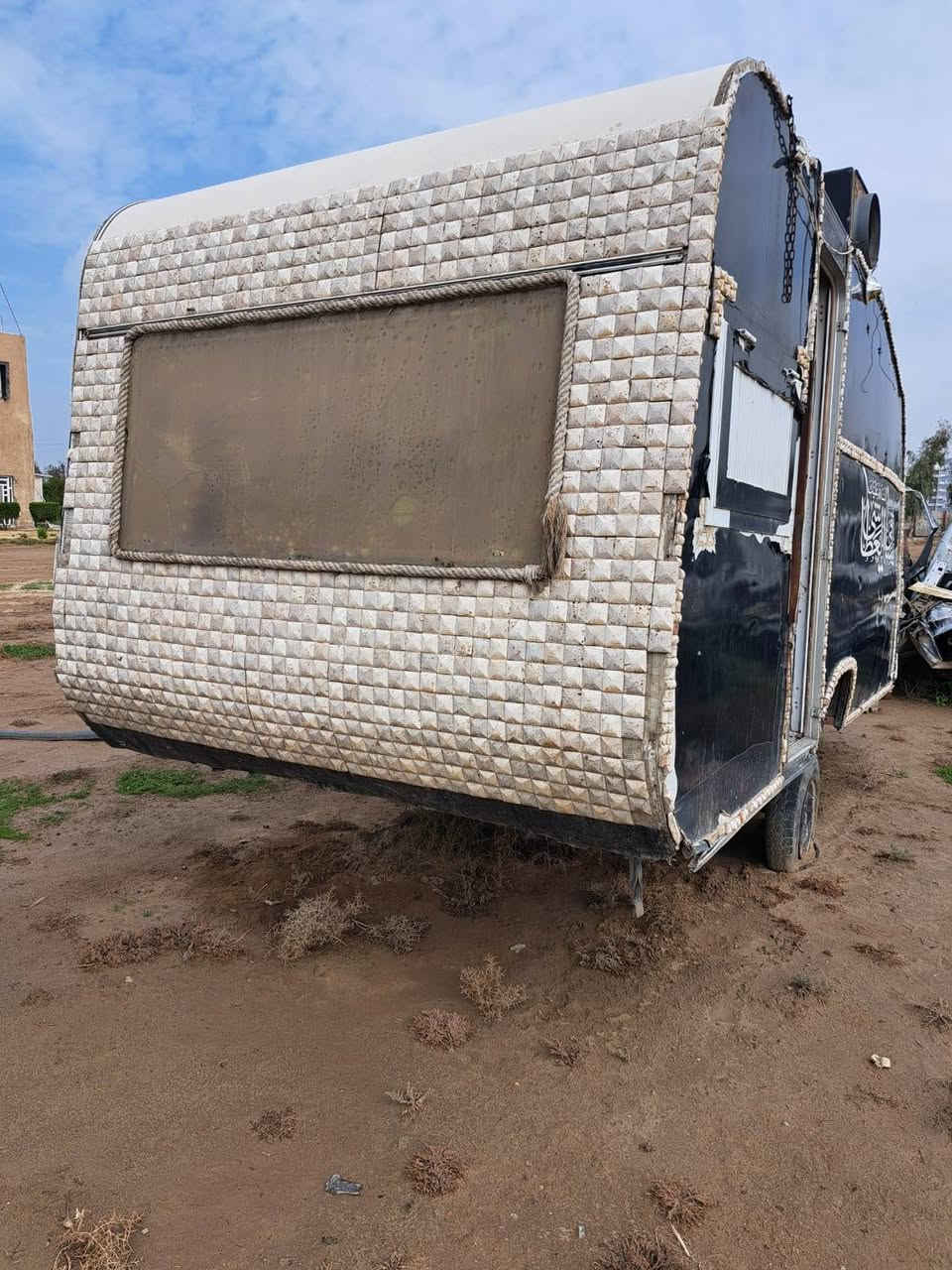 سلام عليكم كرفان البيع سعر عل خاص *********** عنوان بغداد
