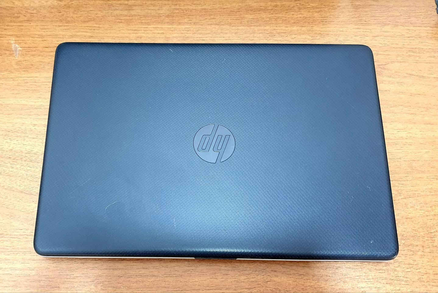 hp notebook15 core i5 الجيل 11
الرام 8G الهارد 256ssd حجم الشاشة 15.6FHD 
كارت الشاشة خارجي 2G geforce 
كارت الشاشة داخلي 4G intel 
مناسبة للبرامج الهندسية والمونتاج 
والالعاب المتوسطة السعر 350 الف
المكان بعقوبة


**إذا كنت صاحب هذا الإعلان وتريد حذفه لأي سبب، رجاءا أرسل رسالة إلى الدعم الفني**