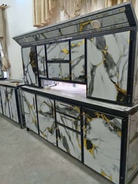 كاونتر للبيع جديد ما مستخدم  السعر 700 للاتصال على الرقم 07876748408