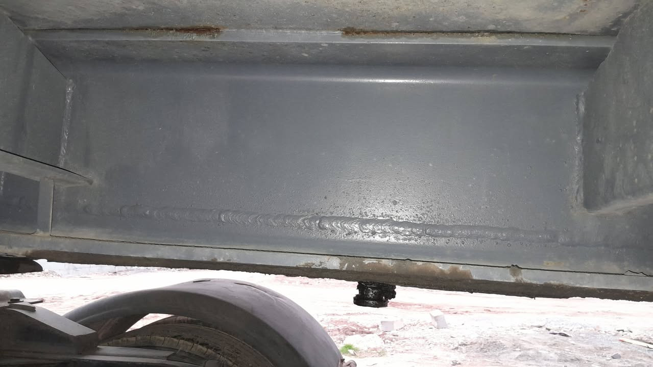 السلام عليكم ورحمة الله وبركاته
للبيع عربانه شاصي محلي 14)
الطول (13متر و60) فصال)
مال رمادي ارتفاعها(175)
عرظها (250) كاملا عل شغل)
جادر جديد شتوي وصيفي)
طخم تاير جديد بيها)
3دناكير برينه والرابع 13رفاع)
العنوان موصل  السعر( 150)💵
وبي مجال للإستفسار الاتصال على الرقم ***********
