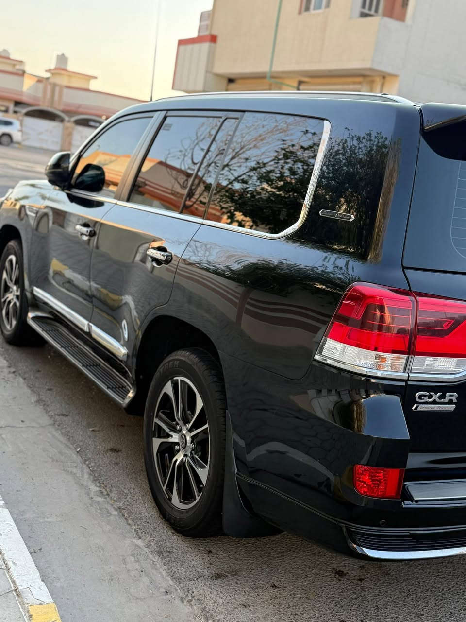 السلام عليكم لاندكروز 2019 / 8 سلندر مكفوله كفاله عامة من زلغ كراند تورنك فول الفول رقم بغداد باسمي سياره بيهة نانو سياره جديده معنى الكلمة ماشيه 160 الف مكاني البصرة *********** سعر 540 يعني خمس دفاتر واربعين وبيهة مجال
