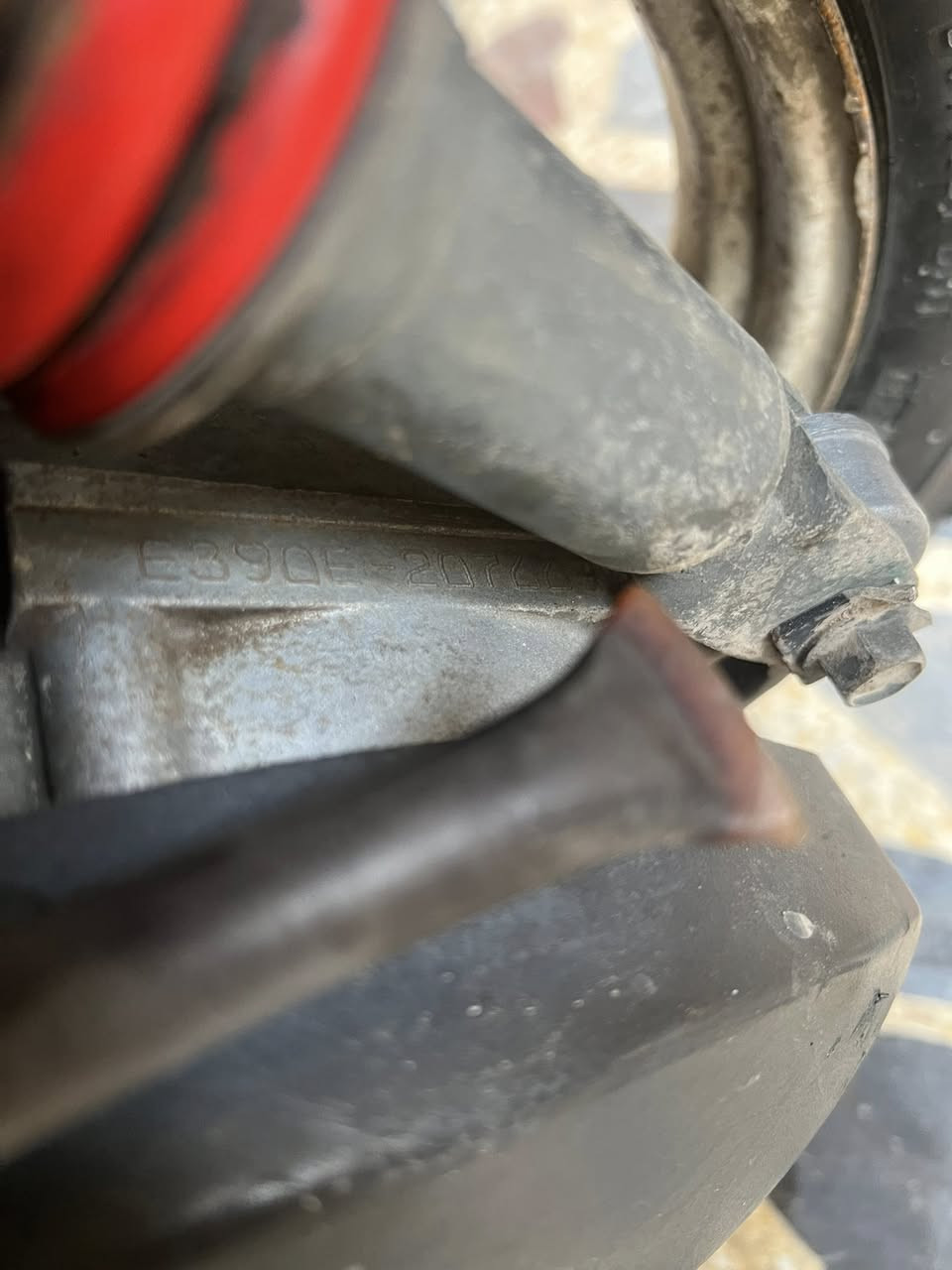 دراجه بوليس حليبي ختم واحد ويه مكينه كفاله دراجه وناعمه وشلعه معدل ب٧٢٥ بيه مجال بسيط مدينه صدر ***********
