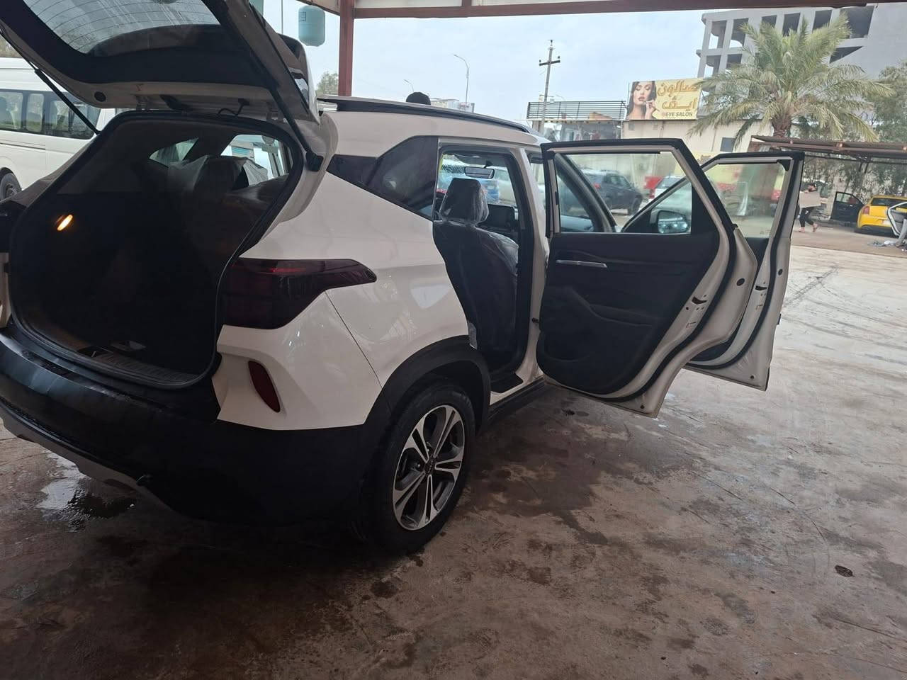 سيارة كيا سيلتوز 
2023 وارد امريكي 

رقم بغداد 

ماشية 55 كم 

السيارة قطعة وحدة مثل ما موضح بالسونار ماخذ السونار جديد 
شرط تاخذ السيارة لأي ابو سونار تفحص و تاخذ بالي يعجبك 

سعر 150 ورقة 

مكاني ديالى بعقوبة 
رقم الواتس و الاتصال : ***********

ملاحظة ) ما اراوس
