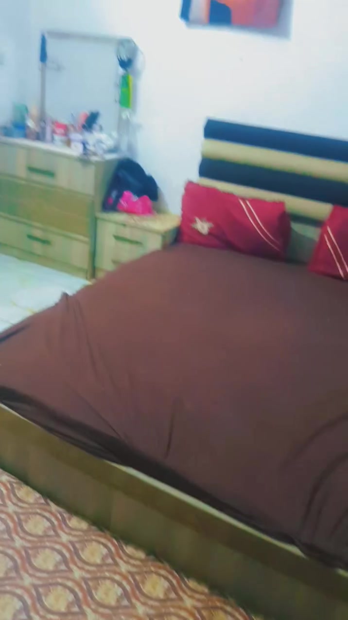 غرفة نوم اي ضرر مابيها سعرها ٣٠٠وبيها مجال


**إذا كنت صاحب هذا الإعلان وتريد حذفه لأي سبب، رجاءا أرسل رسالة إلى الدعم الفني**