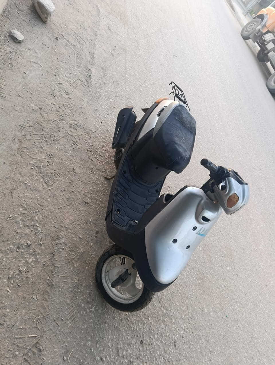 سلام عليكم دراجه للبيع شغال سلف كلشي شغال بس طفت عوزه بلك سعر150 وبيها مجال شراي خاص


**إذا كنت صاحب هذا الإعلان وتريد حذفه لأي سبب، رجاءا أرسل رسالة إلى الدعم الفني**