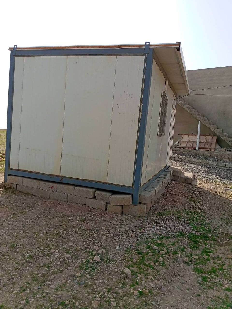 السلام عليكم.
كرفان للبيع قياس 5×3 
ناحية القيارة قرية المكوك للاستفسار ***********
