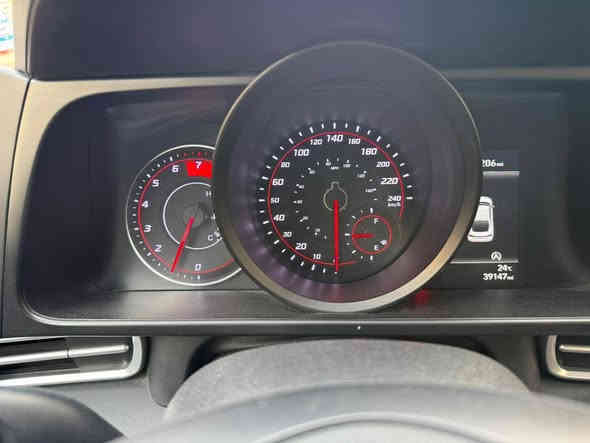 السلام عليكم
هونداي الانترا 2023
حجم المكينة 2000cc دوش 
ضرر السياره موضح في السونار بسيط جدا 
رقم السياره بغداد 
موقع السياره بغداد 
السعر 152ورقه 
للاستفسار الاتصال ***********
