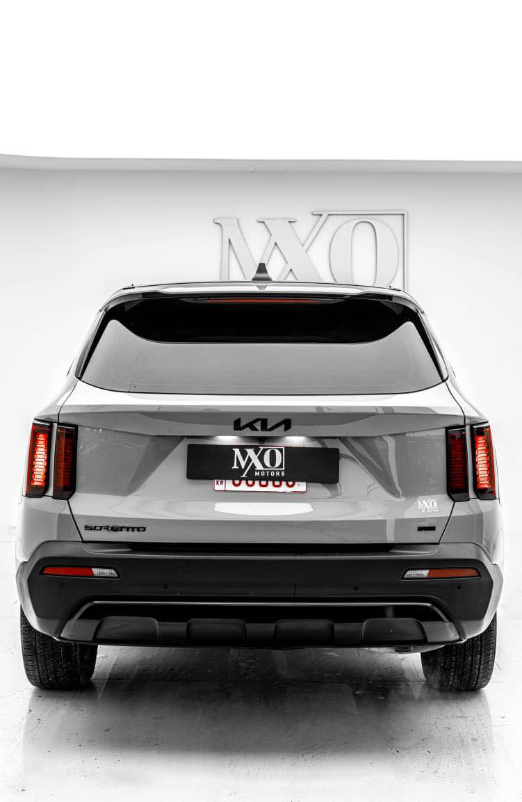 كيا سورينتو موديل ٢٠٢٣ فول مواصفات ،شاشة ، كوشن جلد ،كوشن تدفئه ،بانوراما ،داخلي اسود ،ثلاث قطع امامي صبغ بس برشوت مال ستيرن طاكه ،فول فول …..سعر :213$ 
*********** دهوك, العراق
