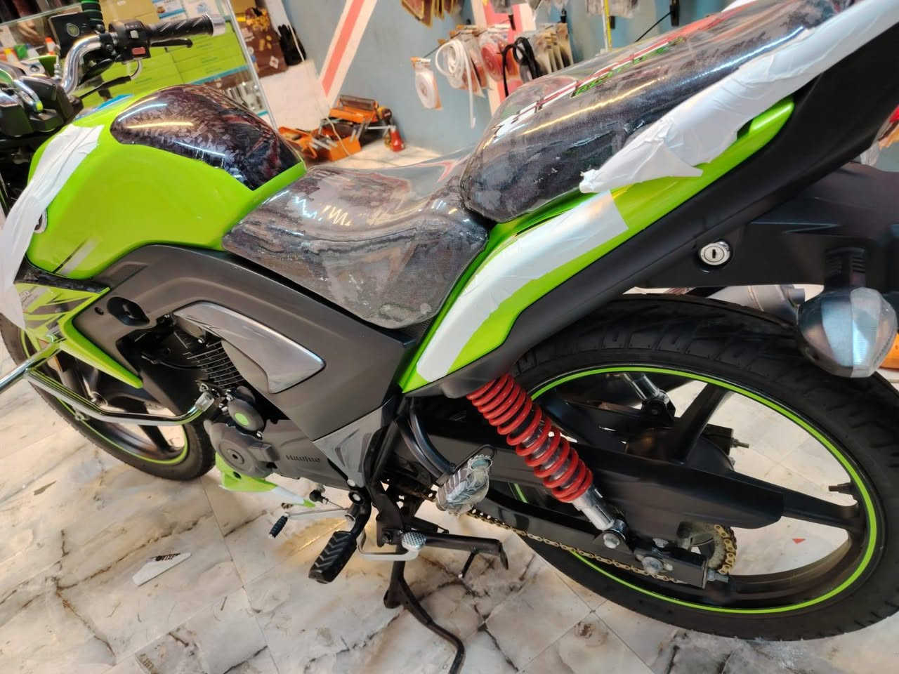 ياألله
دراجه هاوجي جديد حيل كفاله مسجل سنويه تحويل ثاني يوم موديل 2022 السعر 17
متواجد ع الخاص...
الاستفسار... ***********
السكن. رمادي حي التأميم
