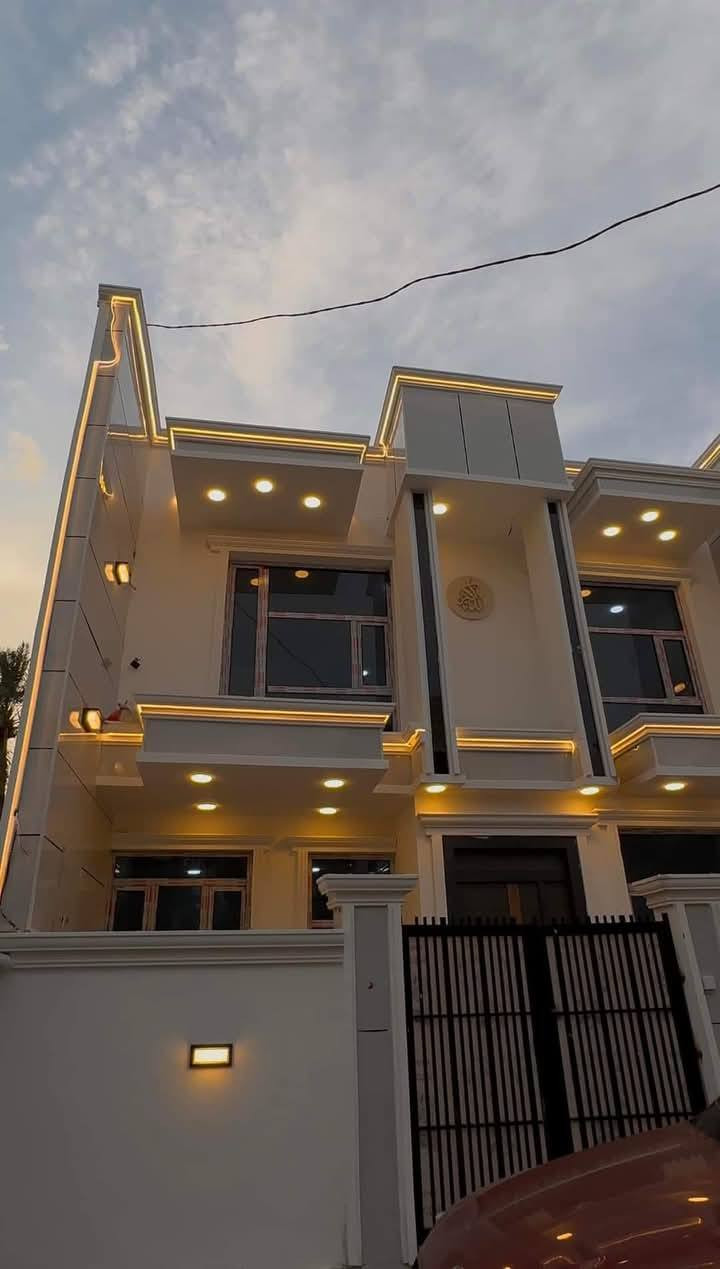 سلام عليكم
يوجد كادر لبخ سمنت واجهه فوم تشطيب مساطر لبخ ناعم وجراره نثر تشميع كافه لبخ تواصل هاذا رقمي ***********
***********
