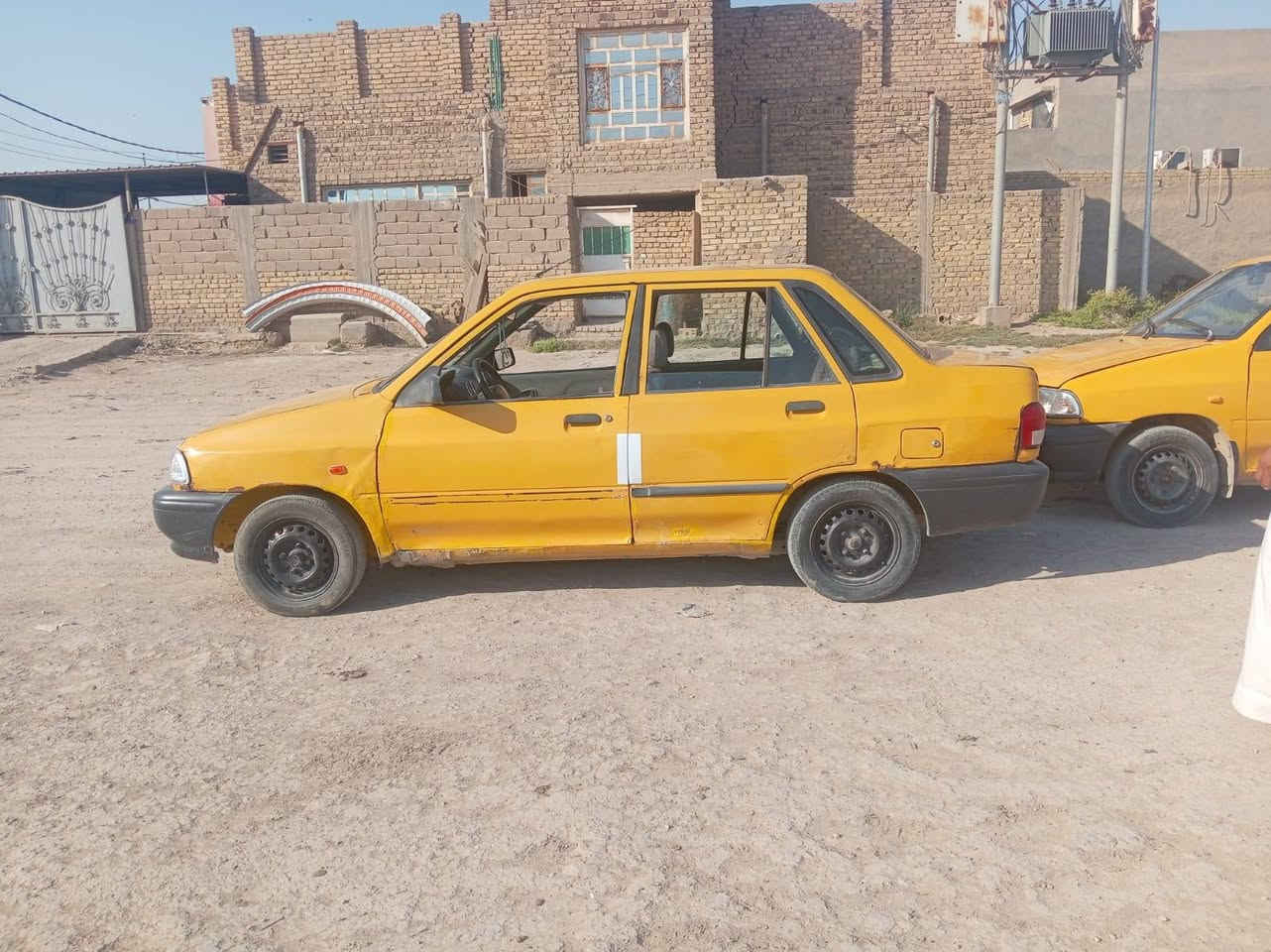 السلاام عليكم سا يبه موديل 12للبيع سياره بسمي جاهزه سياره خير من الله السعر 17 وبيه مجال للاستفسار التصال***********
