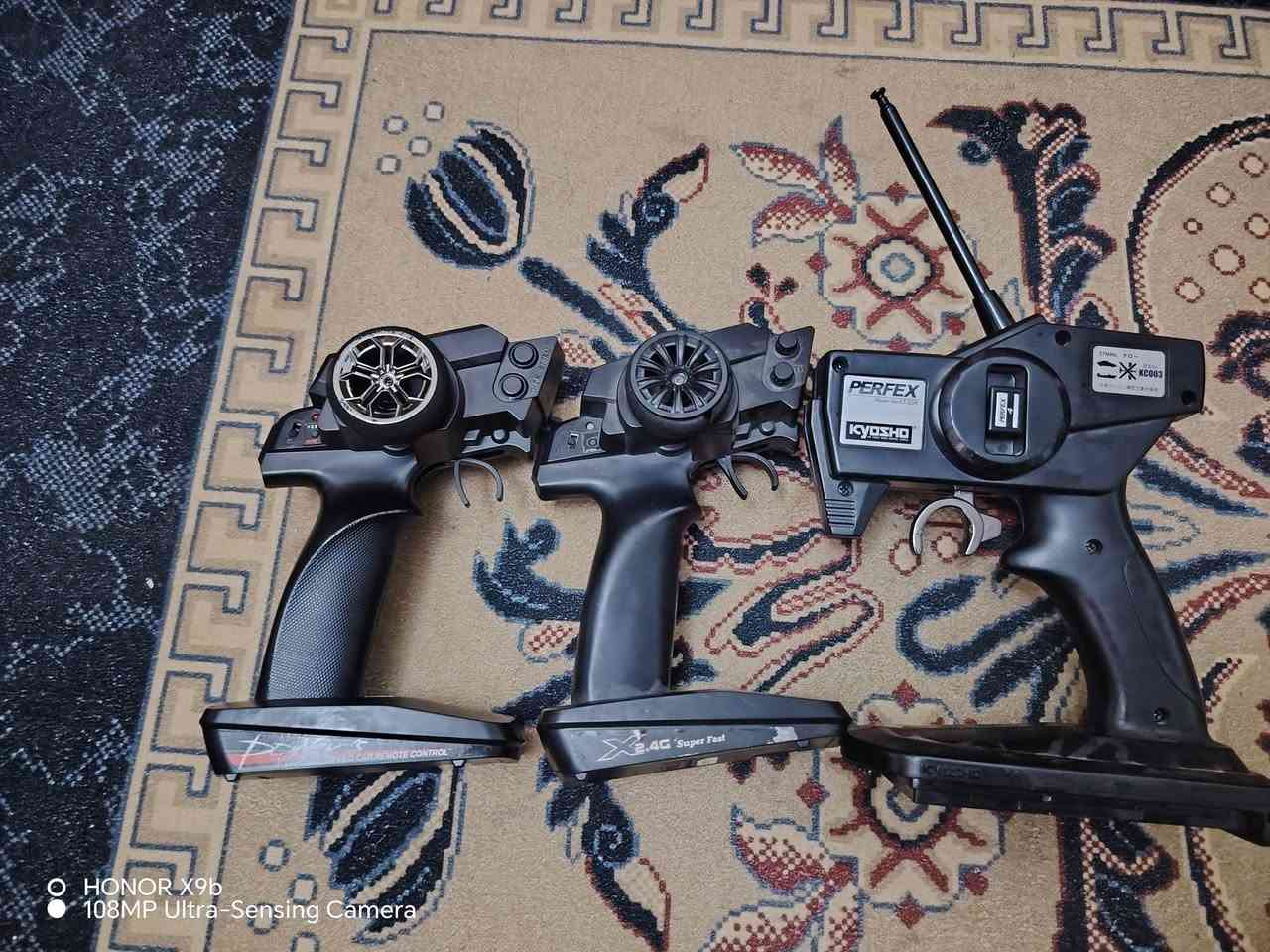 جهاز تحكم سيارات برشلس للبيع شرط الشغل
***********
