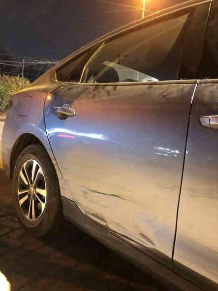 بي وايدي
2025 
زيرو ماشية 600 الف
بيه بس هيه طخة باب فقط
***********
