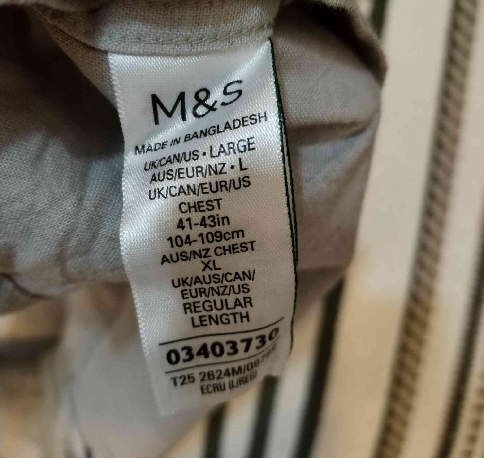 تحف العيد وصلت ترند الصيف

قميص لنن ماركة سبنسر M&S 
أصلي وكالة اورجنال 
قياس لارج ريكولار فت 
يلبس قياس إكس لارج 
لنن أصلي خالص 💯 
قطعة راقية كجول ورسمي 
للحجز على خاص 
أو مراسلة واتساب ***********
توصيل لكل محافظات العراق 
نقدا وبالاقساط
