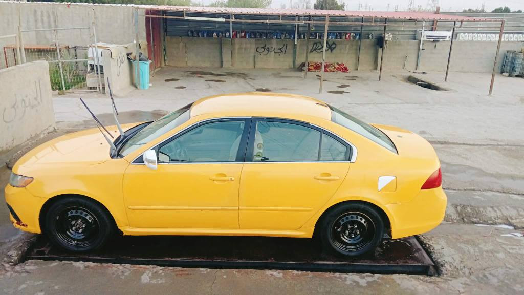 للبيع كيا اوبتيما 9 امريكي محرك 2400 كير 5 نمر جدد حداده 80 بل 100 كهربائيات كلها شغاله جاهزه تبريد ثلج تخم تاير جديد جاهزه بدون اي نقص رقم جديد تحويل مباشر 
ضربه السياره تكمه بابا العبري الامامي والباب مبدل 
مكفوله من العيب الشرعي 
لسعر 88 بيها مجال 
***********
*********** ناصرية, ذي قار
