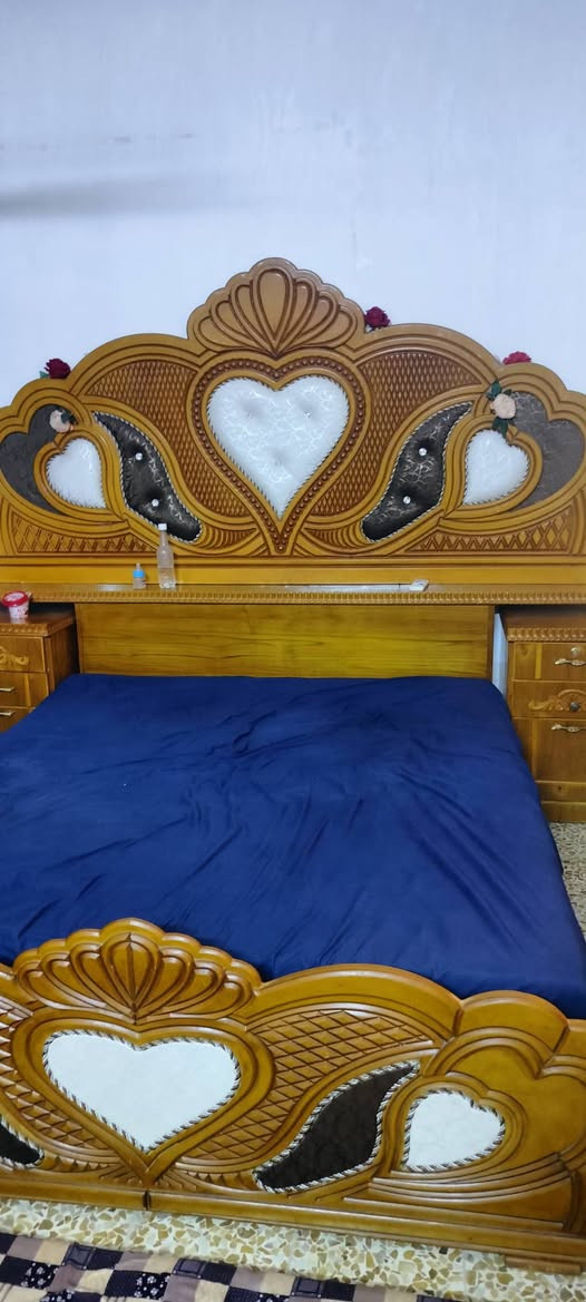 غرفه صاج خشب عراقي حيل نضيف ثقيل سعر 950 بي مجال شي بسيطه
لتواصل 
رقم الهاتف واتساب 
***********
@إشارة
