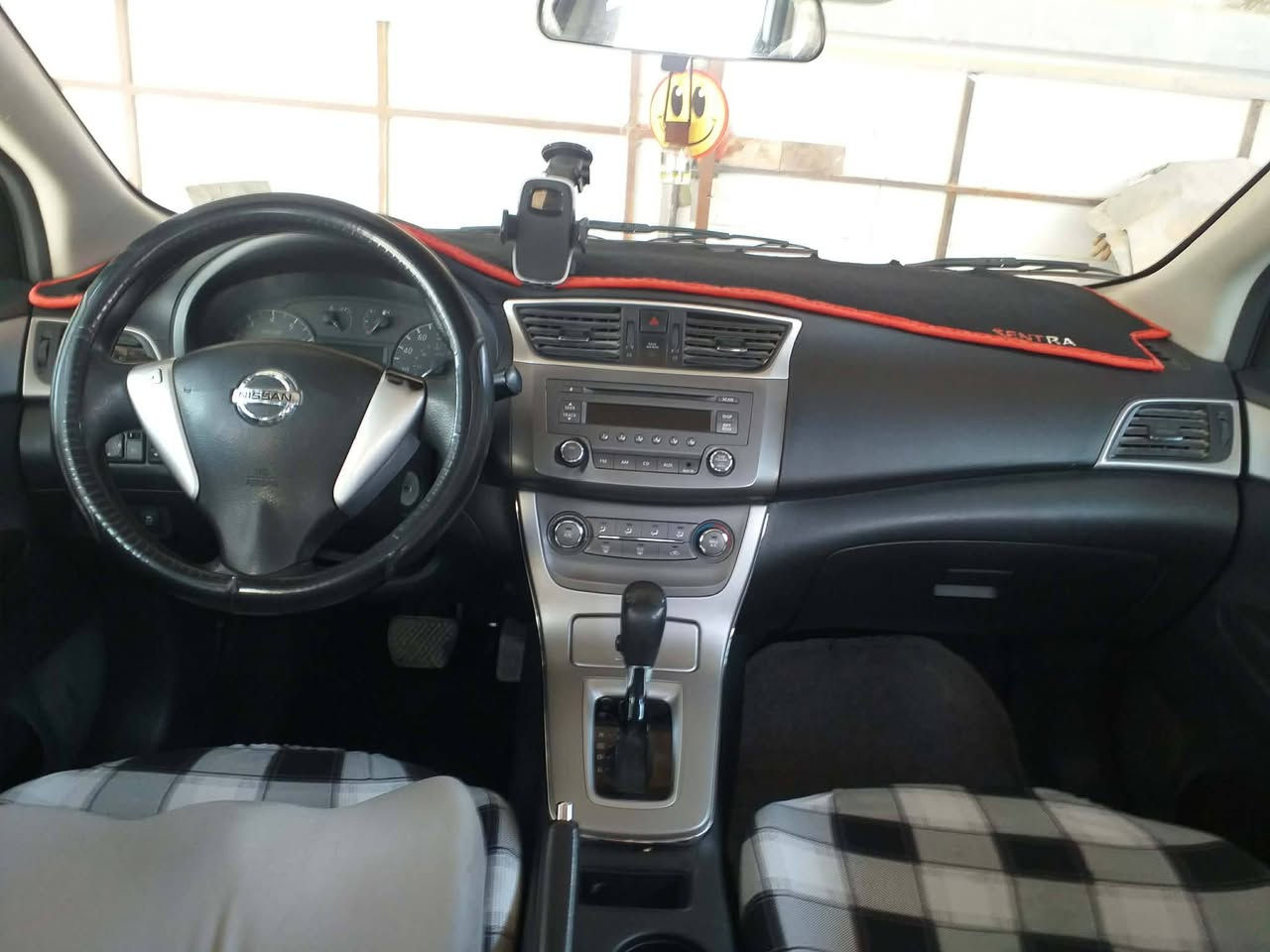 نيسان سنترا 2014 وارد سياره كله على وظع الشركه فقط الحادث الامريكي مكاني بابل رقمه بابل باسمي بيع او مراوس حسب القناعه 90 وبيه مجال ***********
