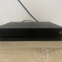 اكس بوكس ون • ١ تيرا • جويستك ٢