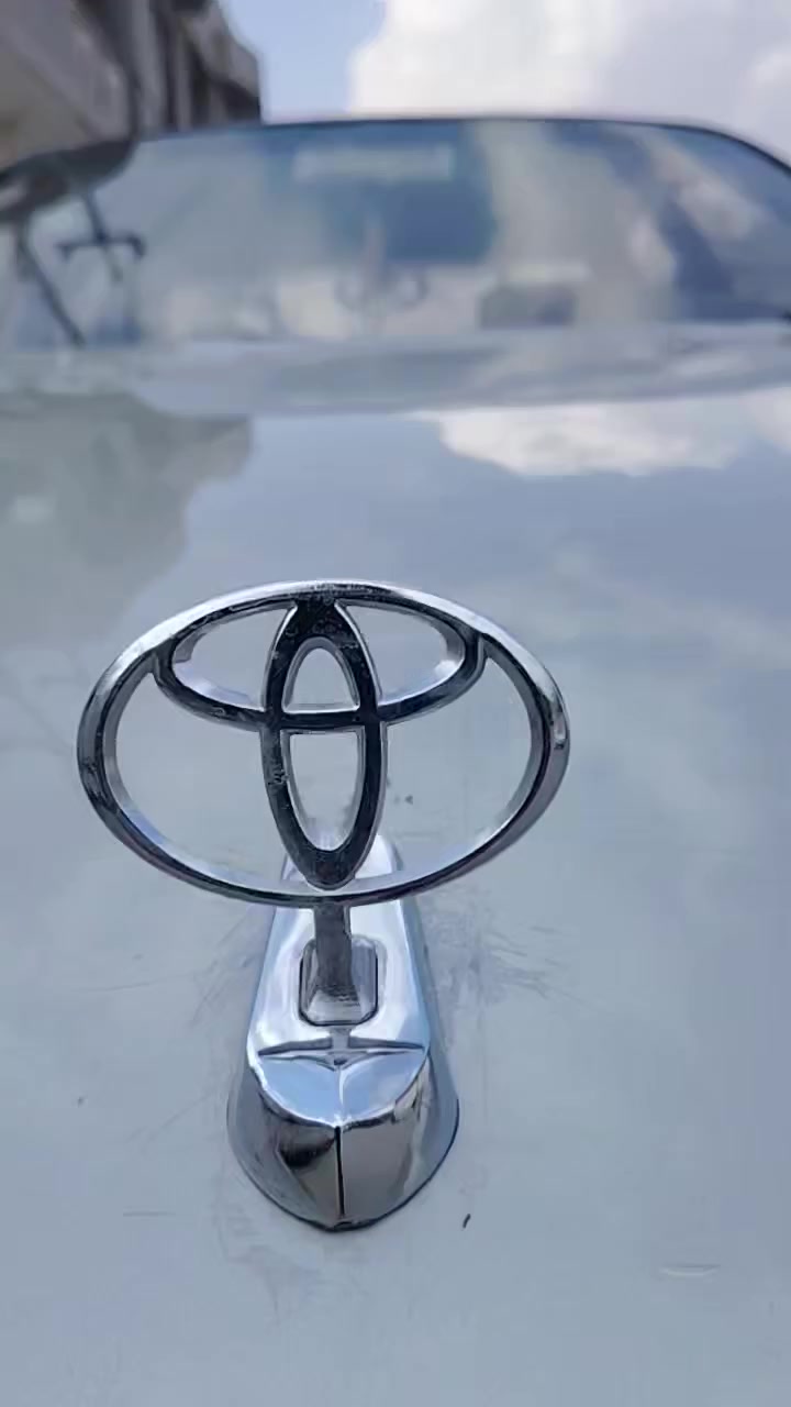 سلام عليكم بيع مستعجل سياره مكفوله جاهزه تبريد وياه سويج مكفوله كص ونقل جثه وضربه رقم بصره راعيها بل رفاعي تحويل ثاني يوم المكان واسط قضاء الحي رقم الهاتف ***********
