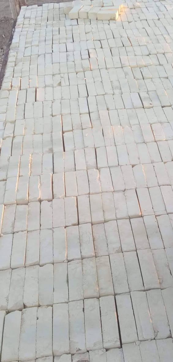 يوجد  #طابوق معامل العمارة  عدد 8000طابوقه #وزياده500 #ويوجد #تك 4000وزياده# 250 ويوجد كسر للبيع  اتصال  على الأرقام التاليه أو مراسله عل واتساب  ***********//***********
نوع بيرنا (الطيب-العماره)  
ونوع انجكتر. قوه ولون وعدد كامل وقالب واحد  للاستفسار ومعرفه السعر فقط
